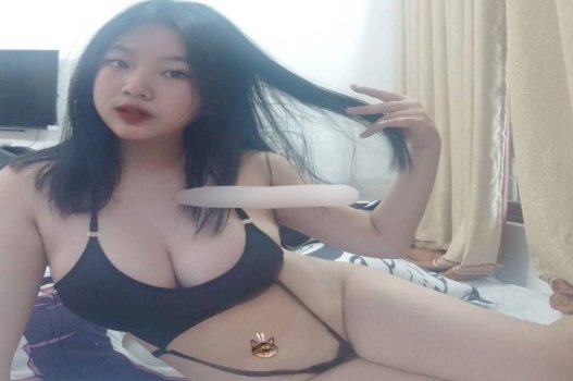 phim sex cosplay việt nam 121723_001 - Em gái say xỉn lộ quần lót trên phố